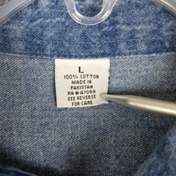 Vintage Sturgis 2001 Mens Shirt Button Down Denim Blue Embroidered Pockets Large - Picture 11 of 12